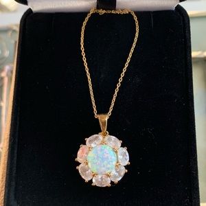 ✨Stunning Opal Necklace✨